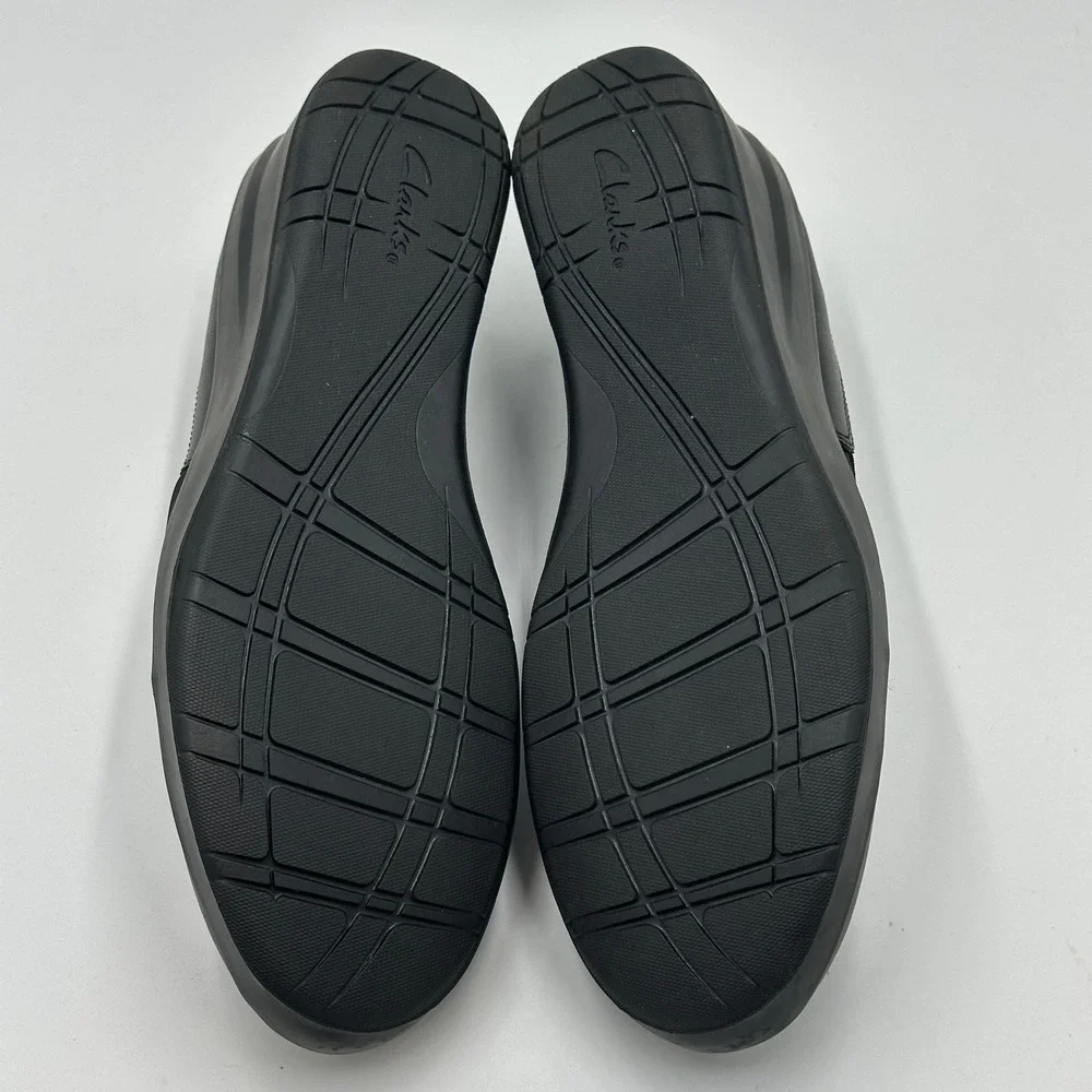 NWD Clarks Suttyn Walk Black Leather Wedge Slip On Shoes Womens Size 8.5 Comfort